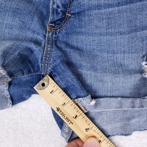 Abercrombie Fitch Distressed Jean Shorts Rolled Hem Casual Grunge Women Size 4 - Picture 4 of 9